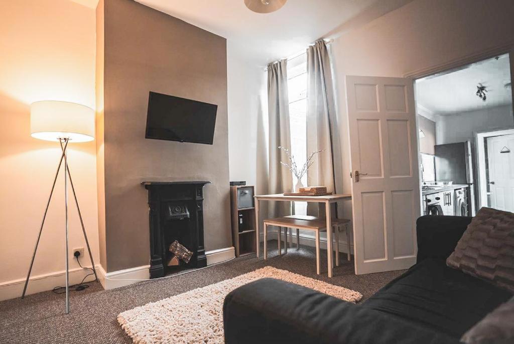 Cosy Affordable Digs Near Coventry City Centre Sleeps5 With Free Parking Екстер'єр фото